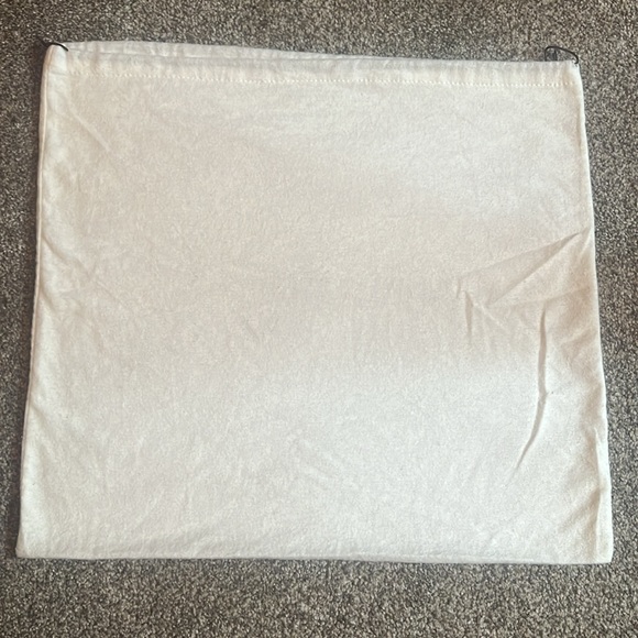 Jon Hart Designs soft protective bag - Picture 4 of 4